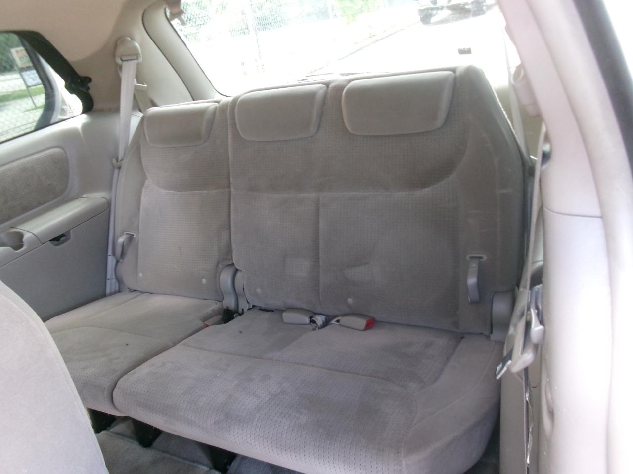 Toyota Sienna LE FWD 8-Passenger Seating 2008