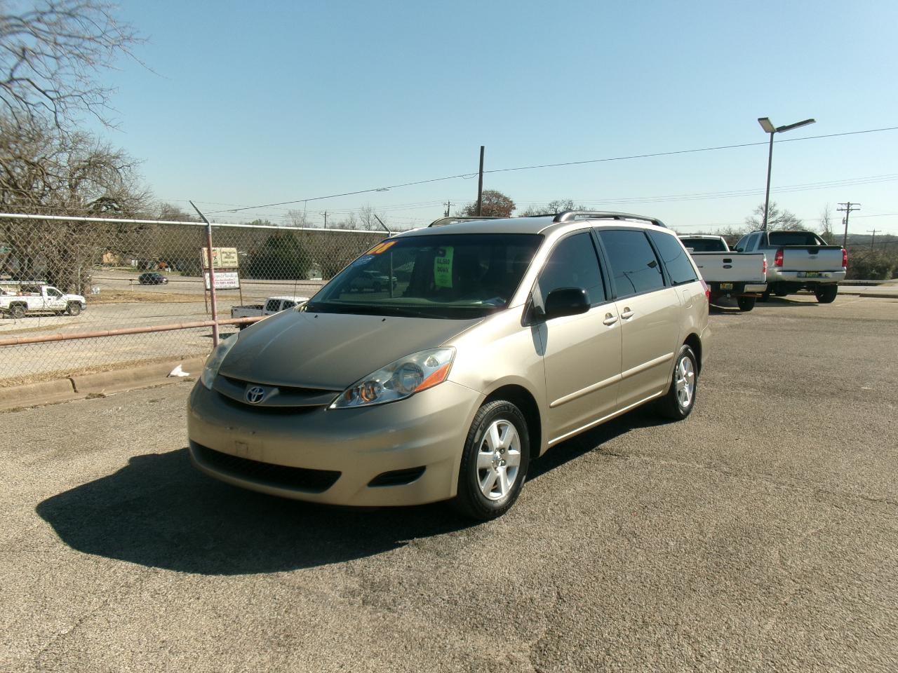 Toyota Sienna LE FWD 8-Passenger Seating 2008
