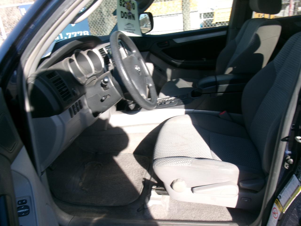 Toyota 4Runner SR5 4WD V6 2009