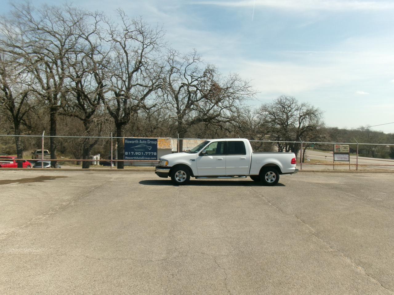 Ford F-150 XLT SuperCrew 2WD 2001