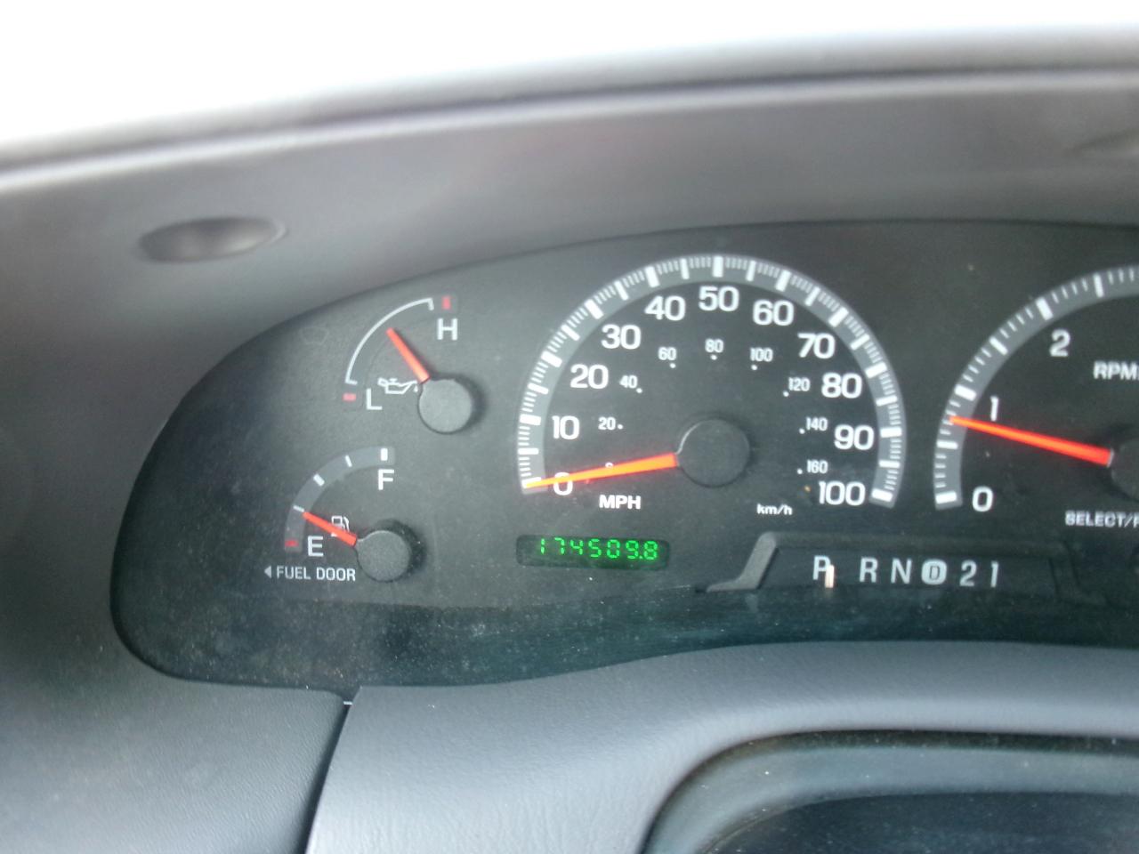 Ford F-150 XLT SuperCrew 2WD 2001