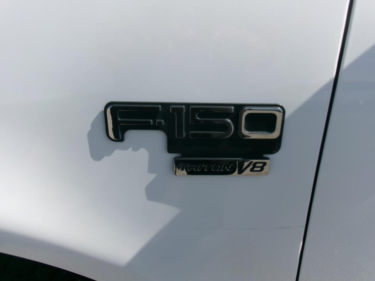 Ford F-150 XLT SuperCrew 2WD 2001