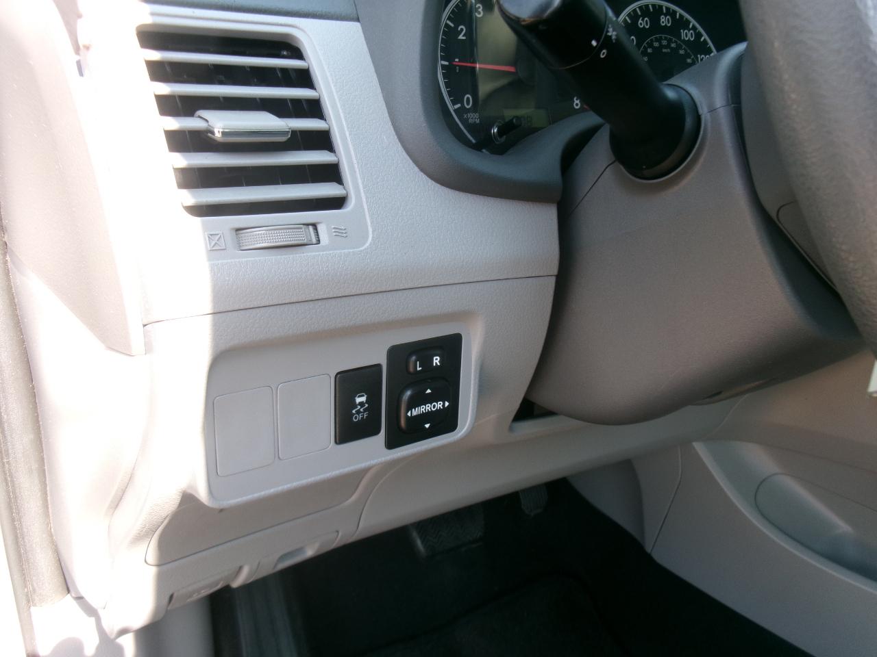 Toyota Corolla LE 2010