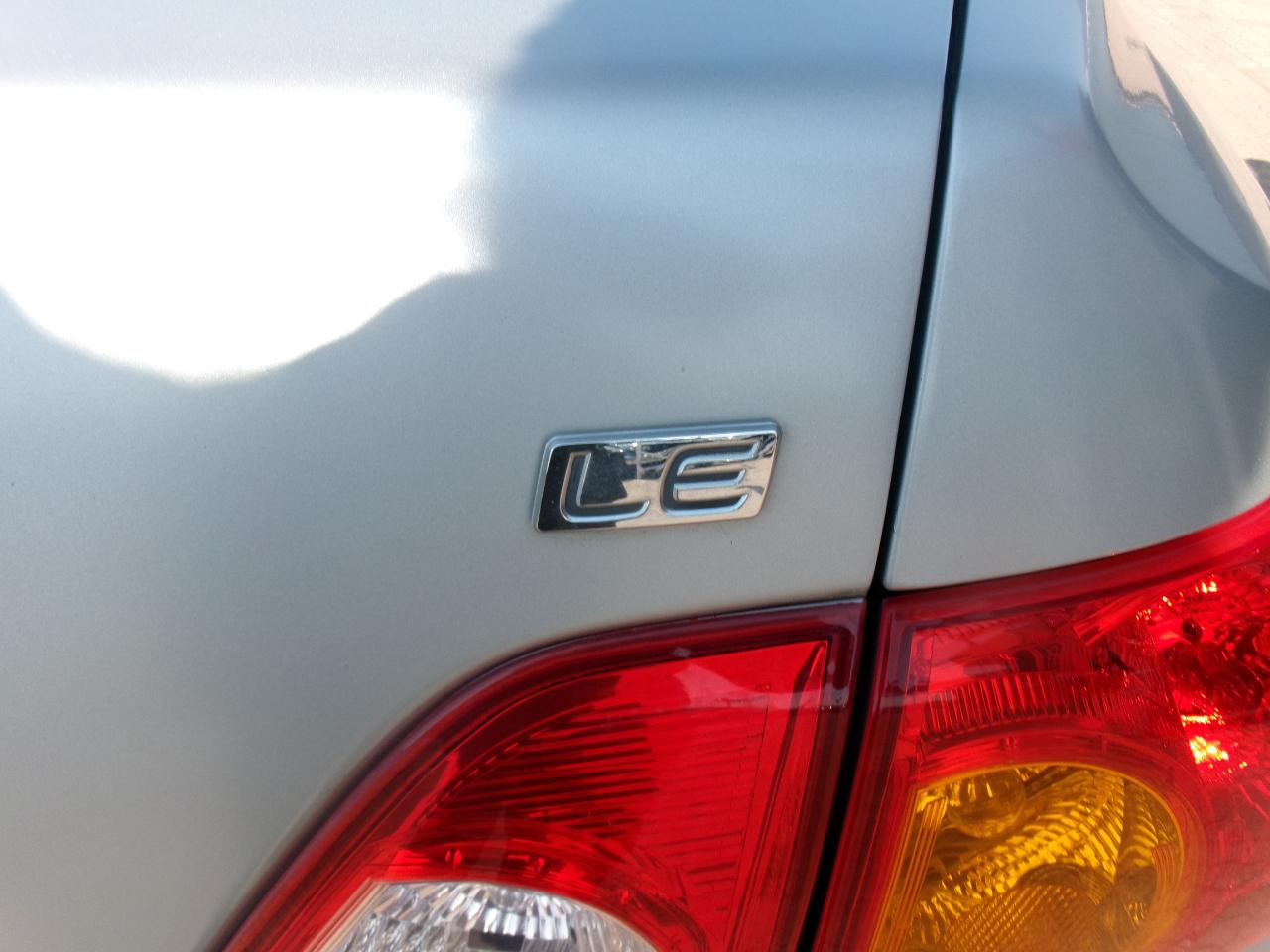Toyota Corolla LE 2010