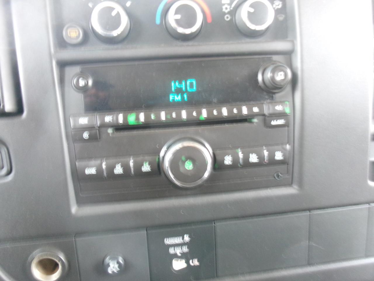 Chevrolet Express LS 3500 2009