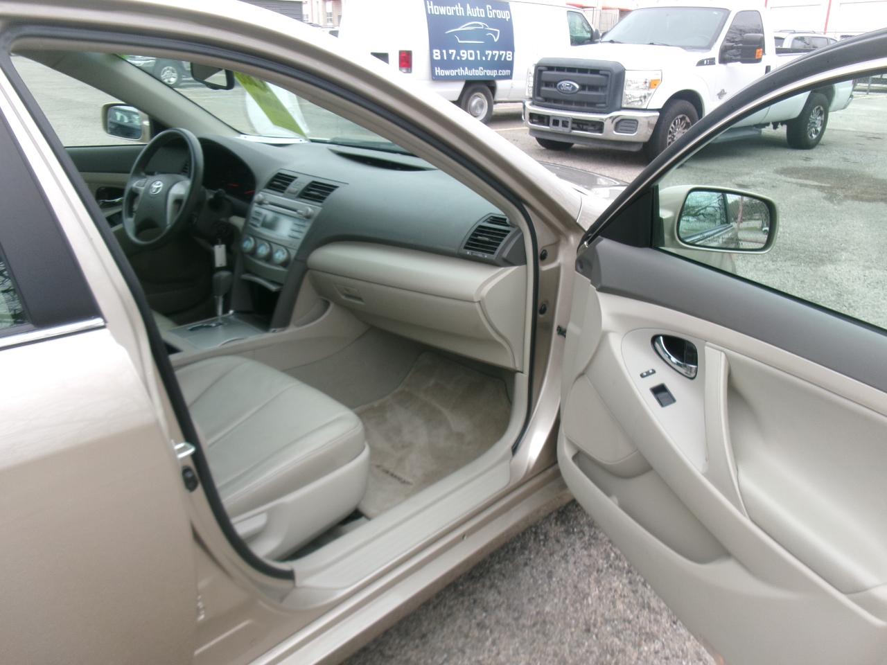 Toyota Camry LE 2008