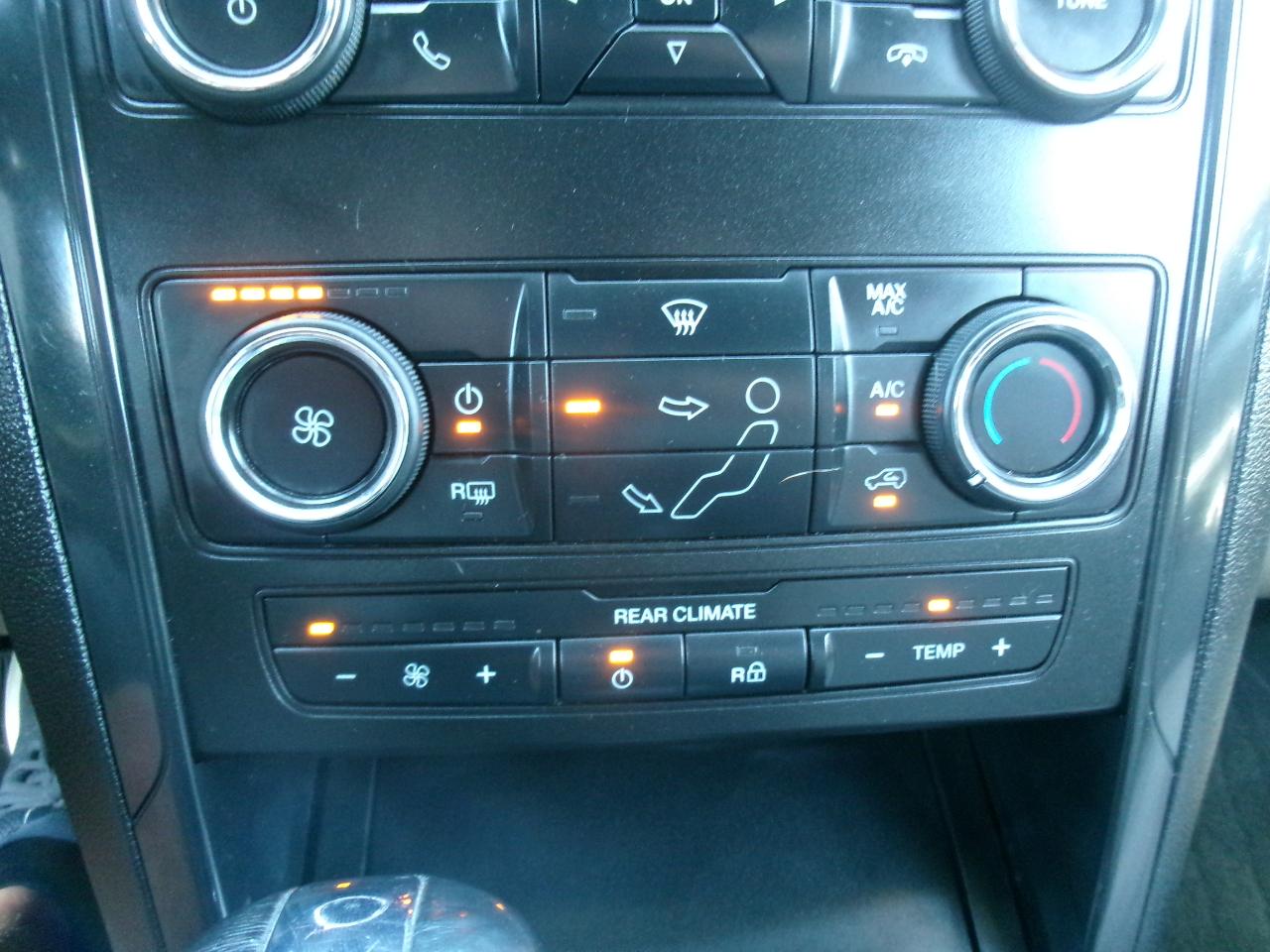 Ford Explorer Base FWD 2018