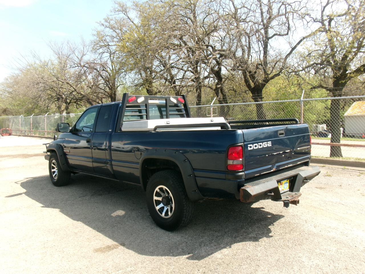 Dodge Ram 2500 Quad Cab Long Bed 2WD 2001