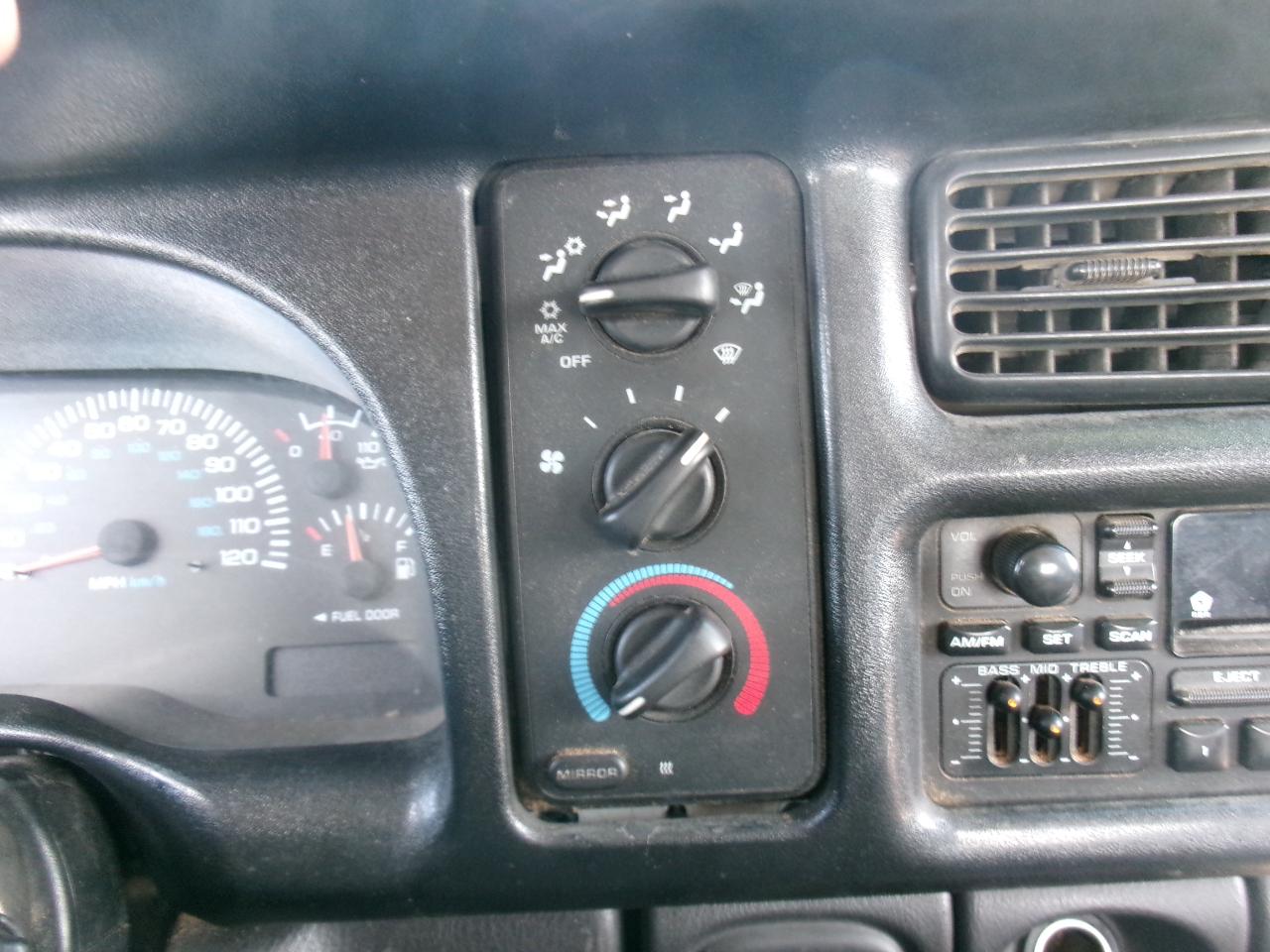 Dodge Ram 2500 Quad Cab Long Bed 2WD 2001