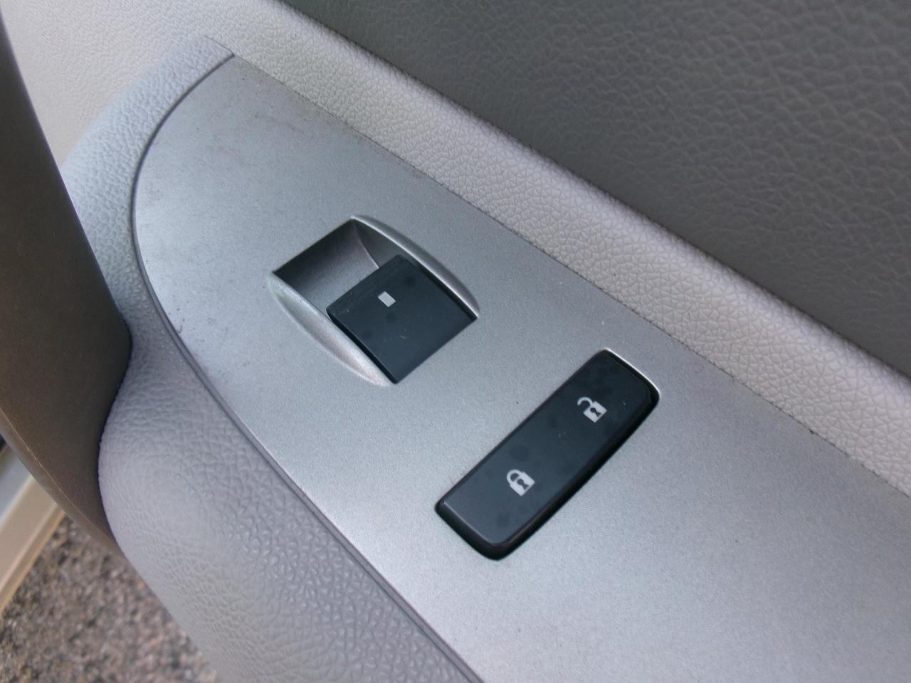 Chevrolet Silverado 1500 Work Truck Short Box 2WD 2009