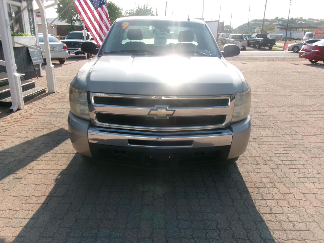 Chevrolet Silverado 1500 LS 2WD 2009