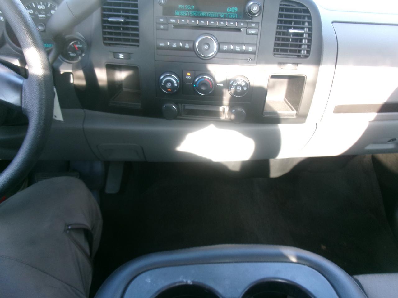 Chevrolet Silverado 1500 LS 2WD 2009
