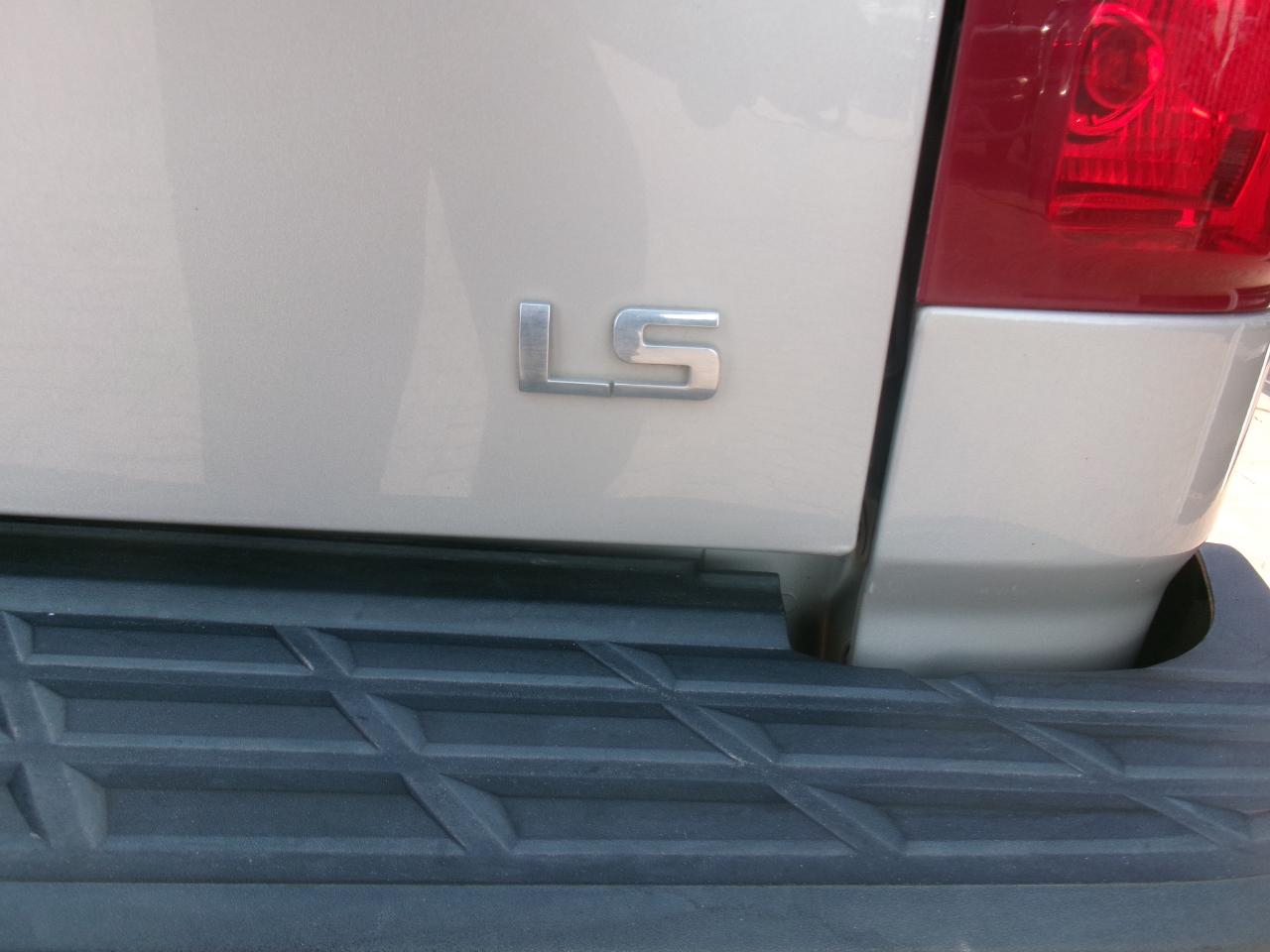 Chevrolet Silverado 1500 LS 2WD 2009