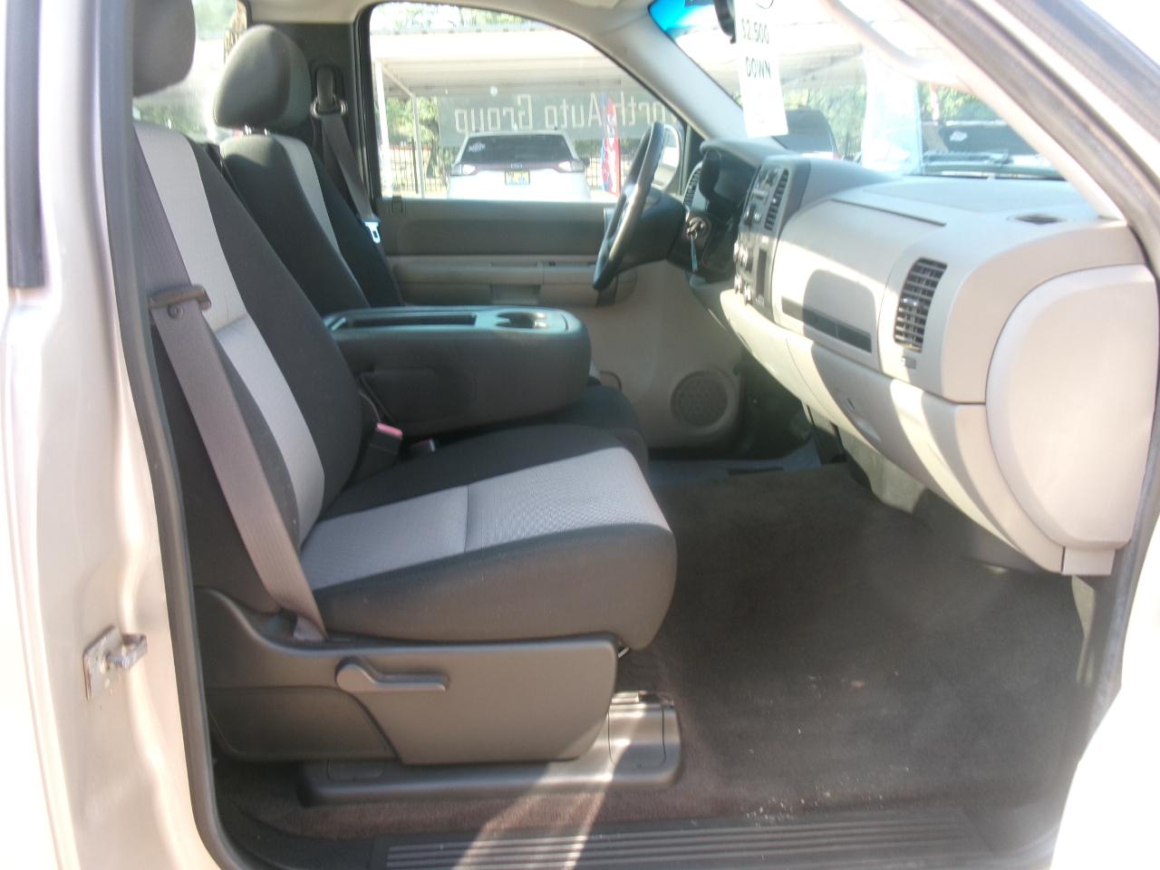 Chevrolet Silverado 1500 LS 2WD 2009