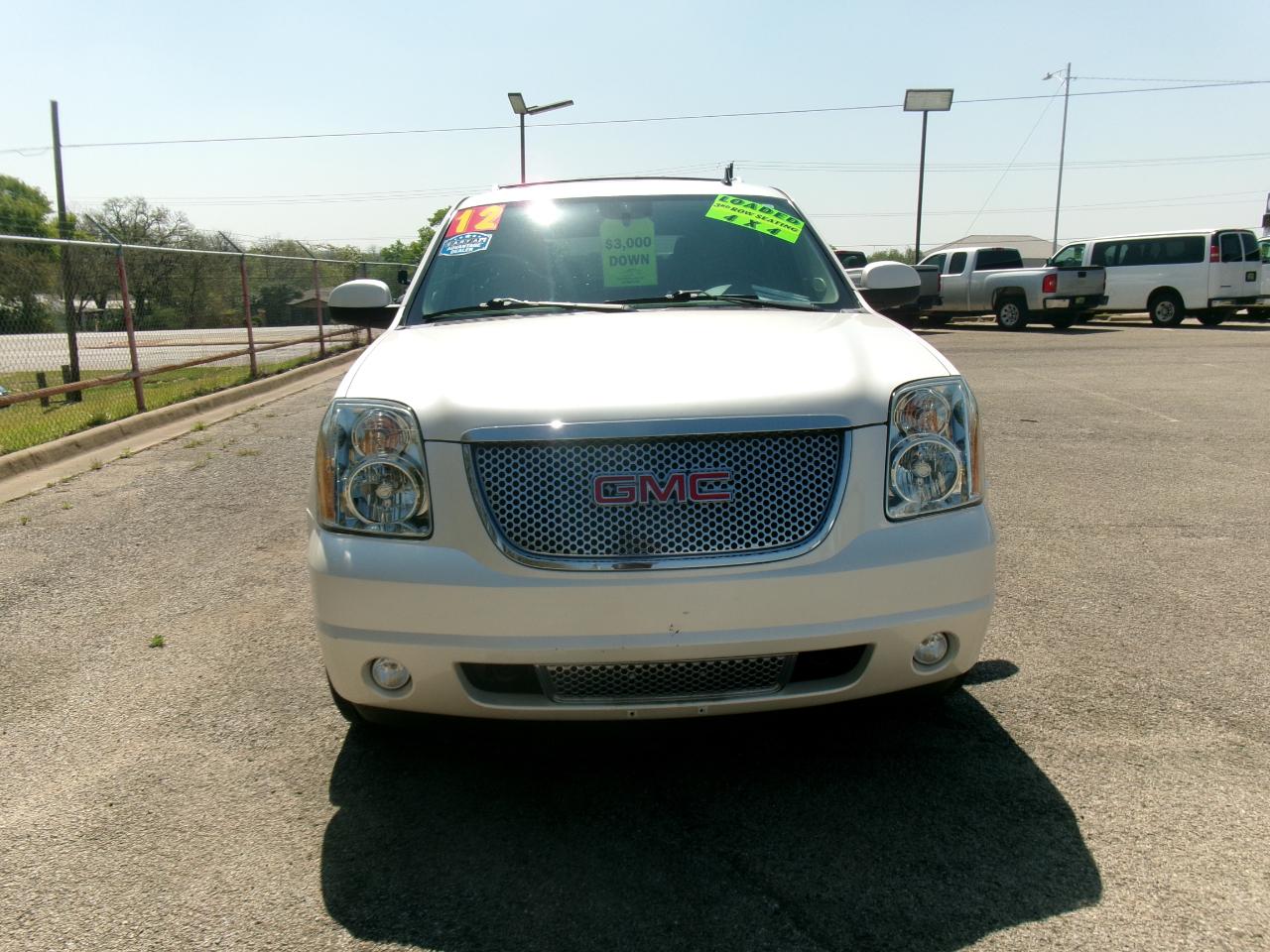 GMC Yukon Denali 4WD 2012