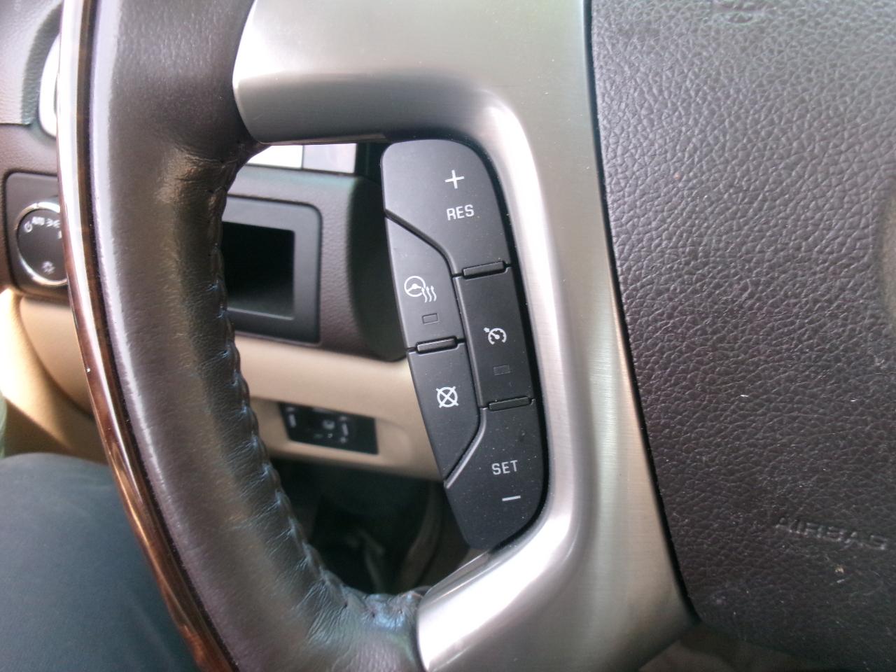 GMC Yukon Denali 4WD 2012