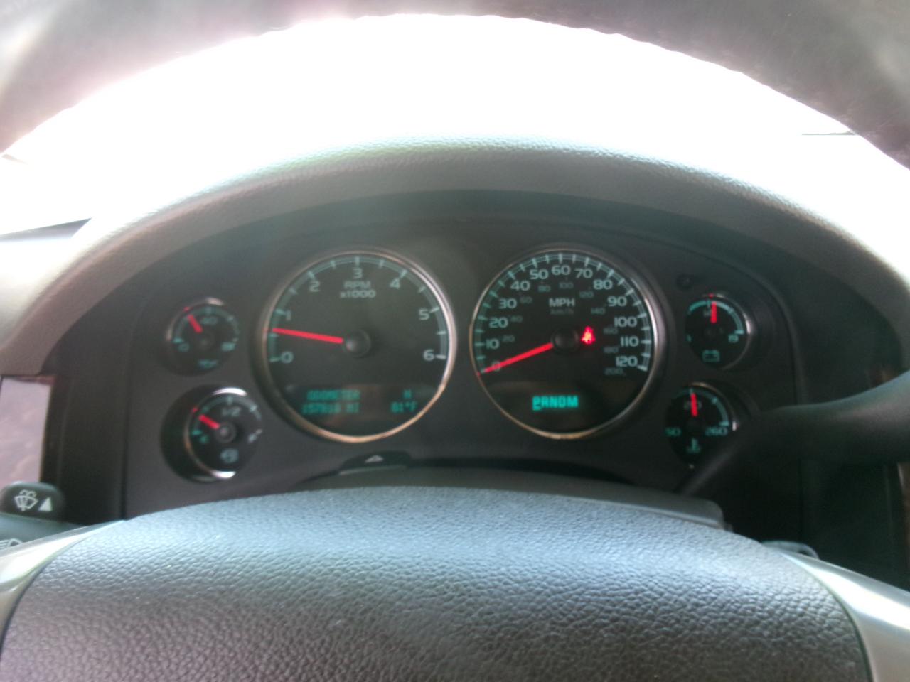 GMC Yukon Denali 4WD 2012