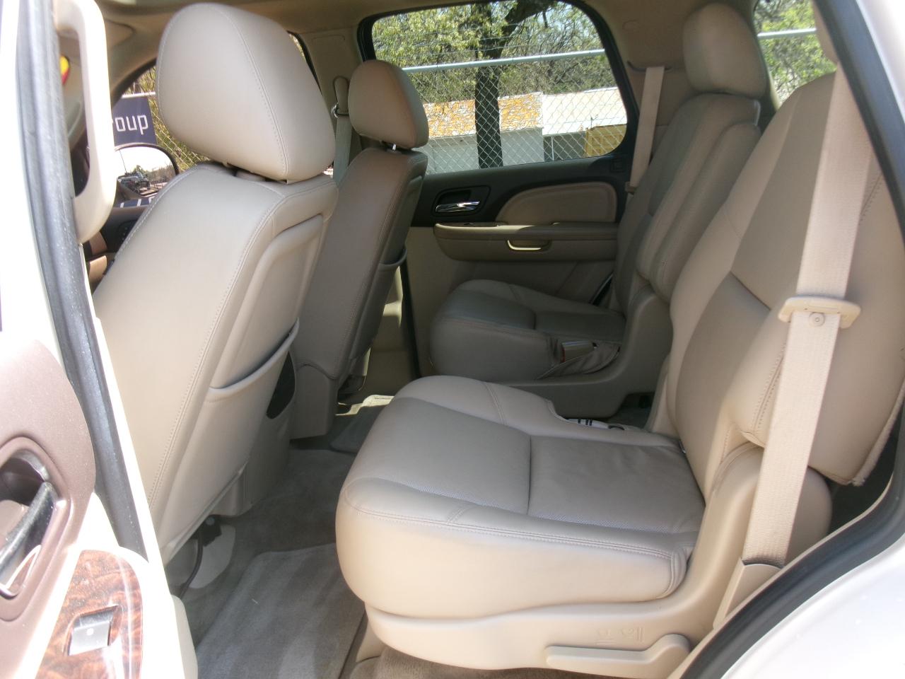 GMC Yukon Denali 4WD 2012