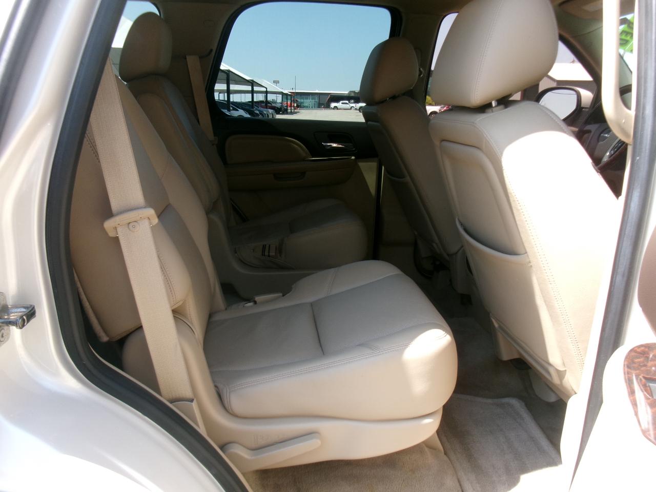 GMC Yukon Denali 4WD 2012