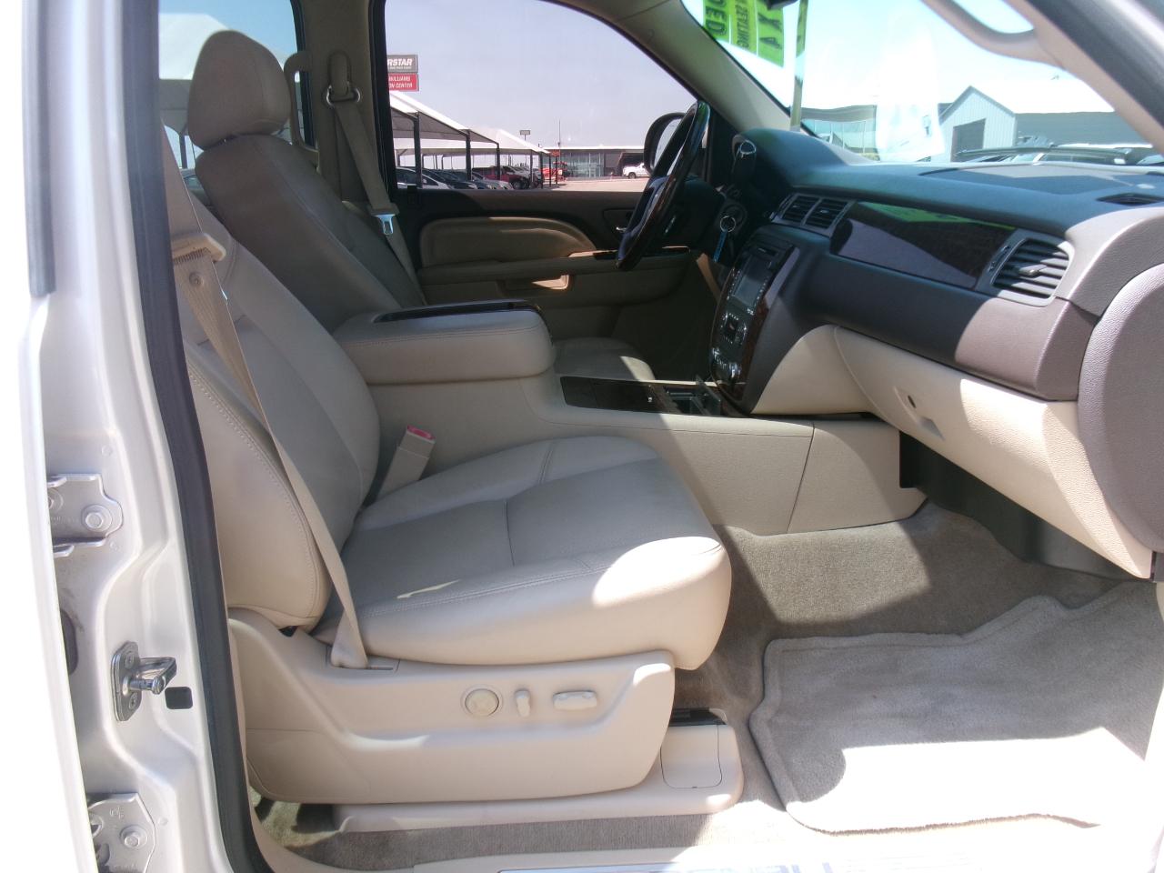 GMC Yukon Denali 4WD 2012