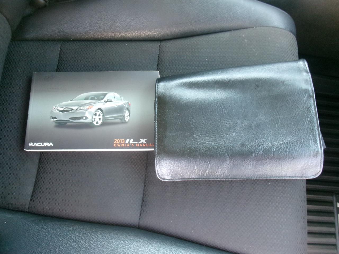 Acura ILX 4dr Sdn 2.0L 2013