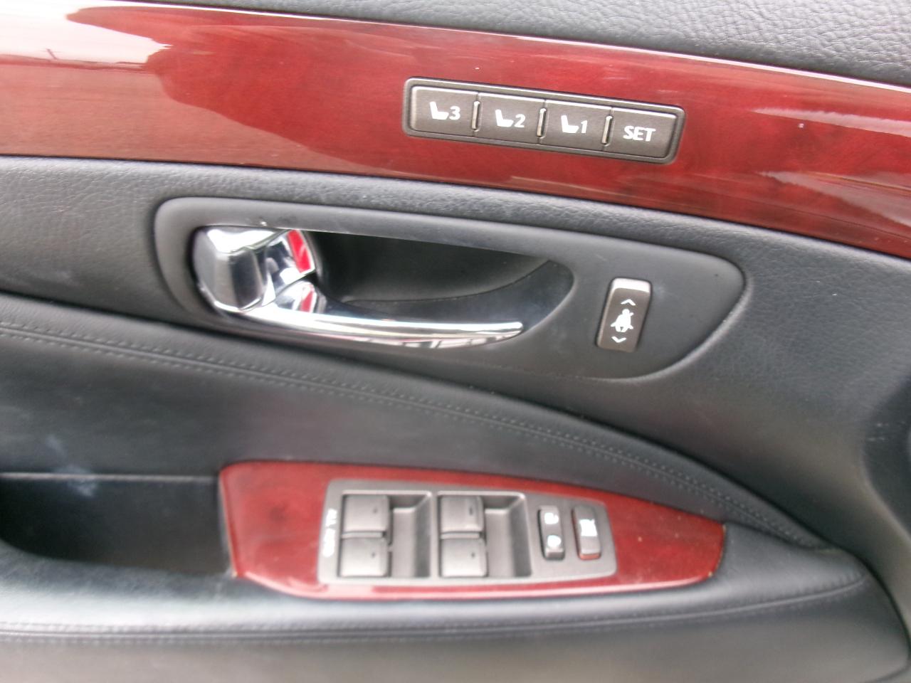 Lexus LS 460 L Luxury Sedan 2008