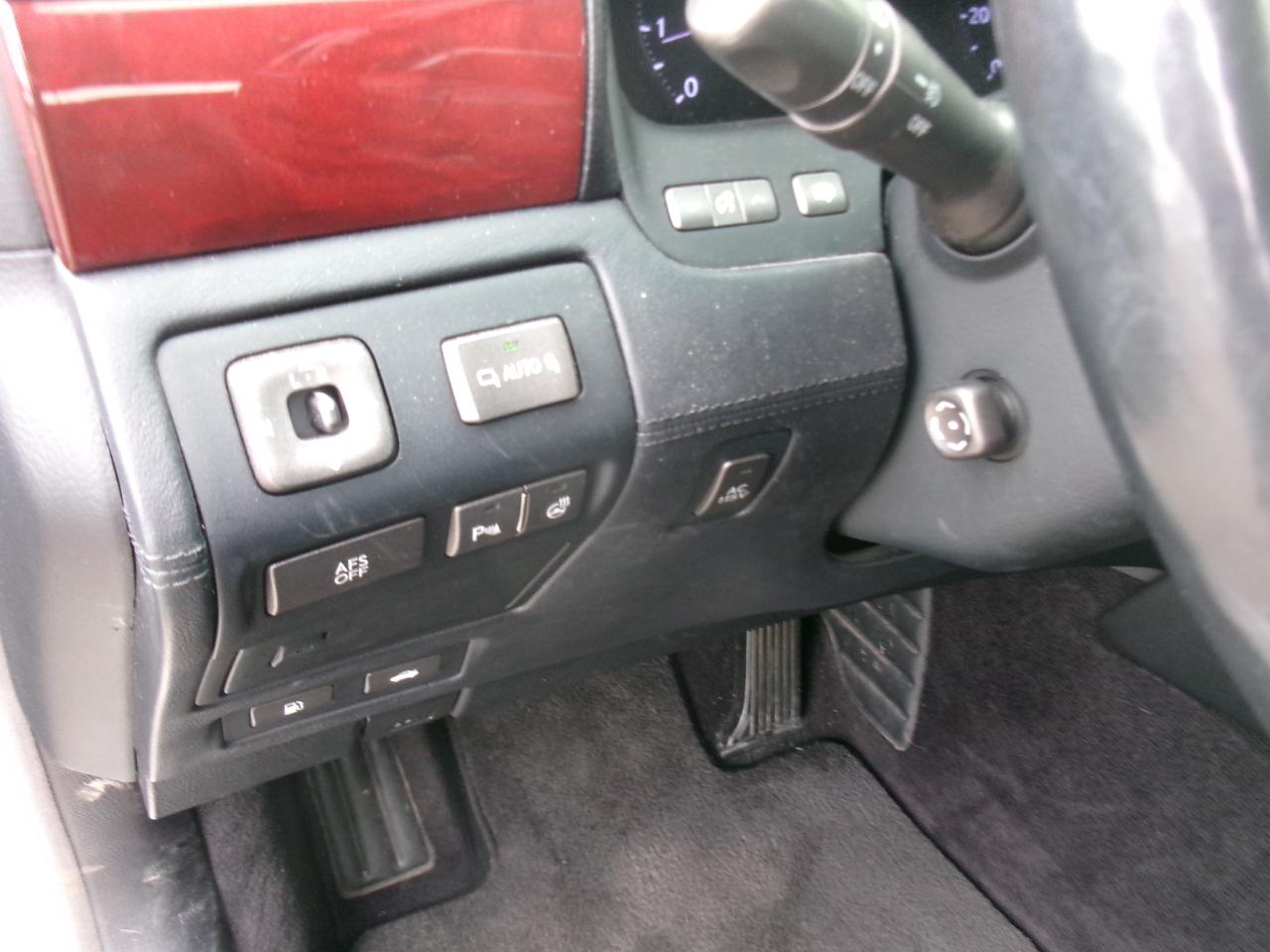 Lexus LS 460 L Luxury Sedan 2008