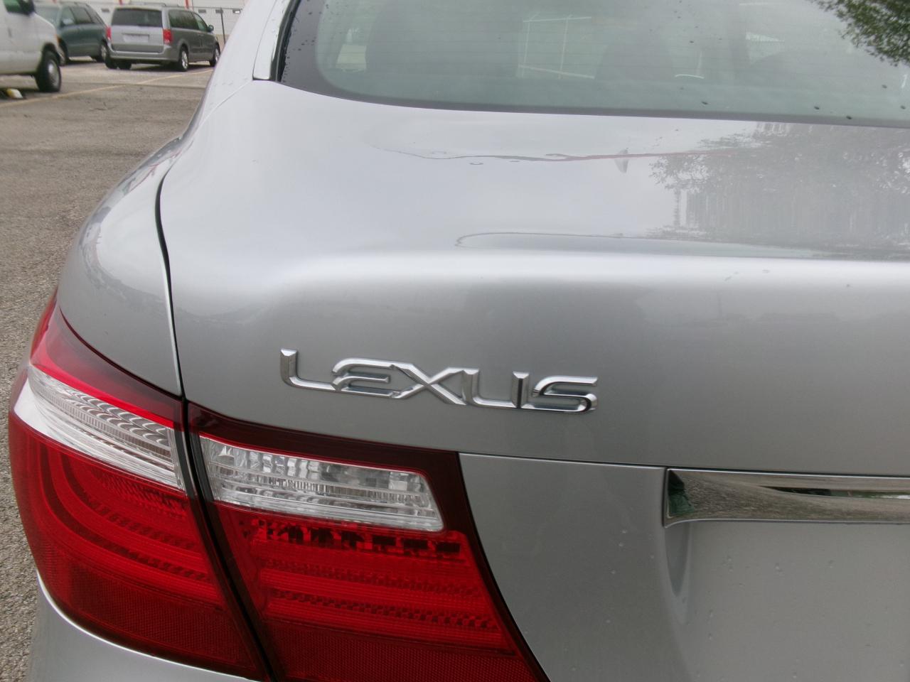 Lexus LS 460 L Luxury Sedan 2008