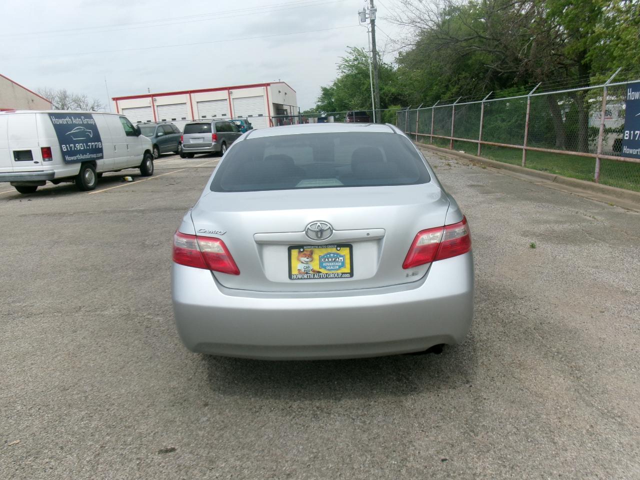 Toyota Camry LE 5-Spd AT 2009