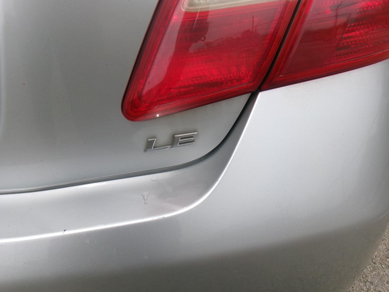 Toyota Camry LE 5-Spd AT 2009