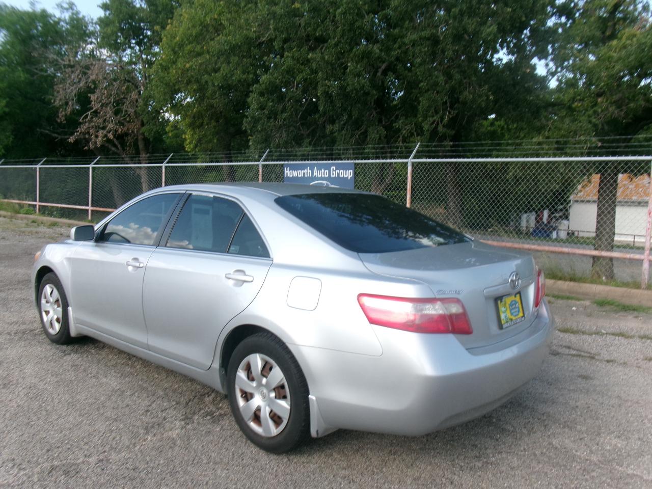 Toyota Camry LE 4D Sedan 2009