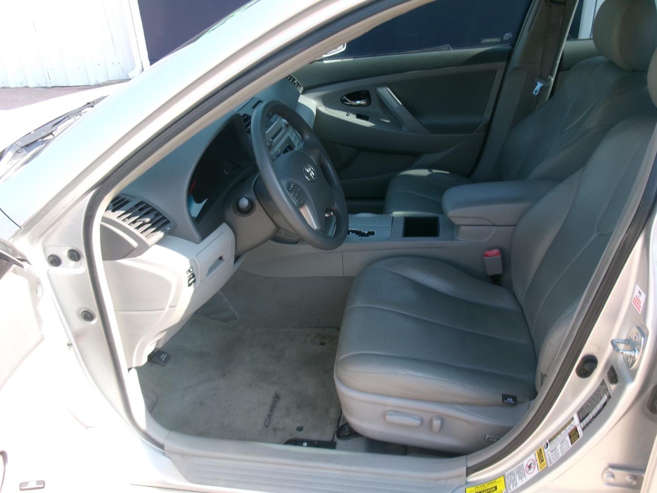 Toyota Camry LE 4D Sedan 2009