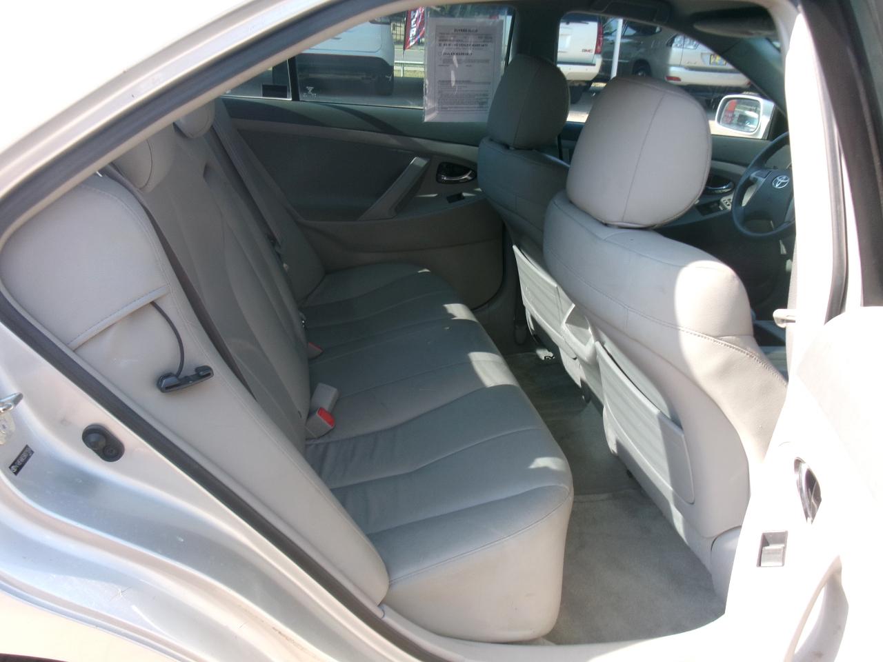Toyota Camry LE 4D Sedan 2009