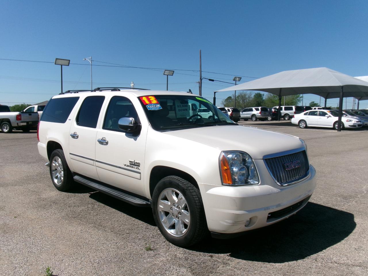 GMC Yukon XL SLT 1/2 Ton 2WD 2013
