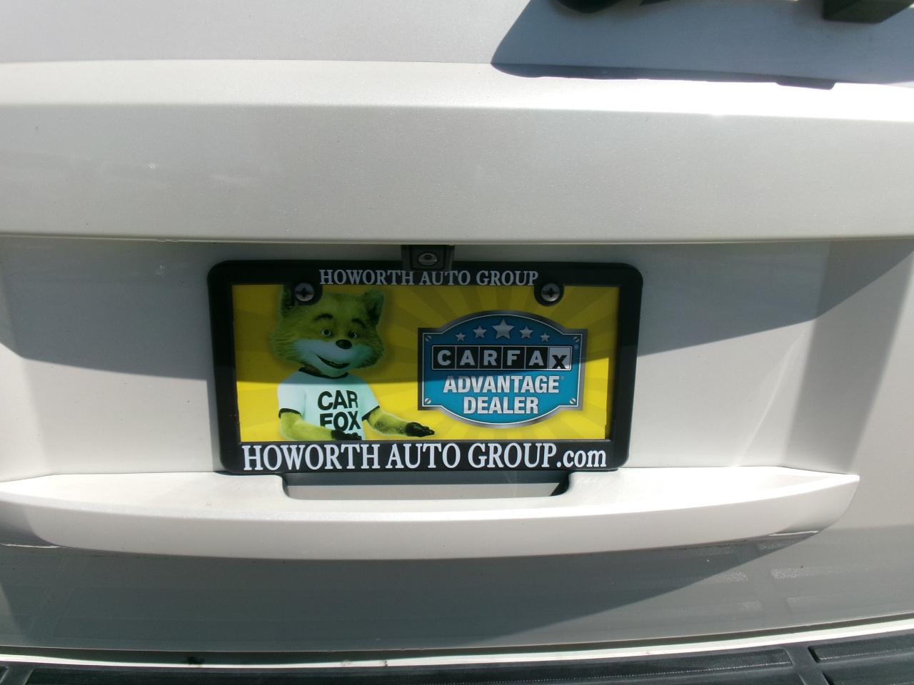 GMC Yukon XL SLT 1/2 Ton 2WD 2013