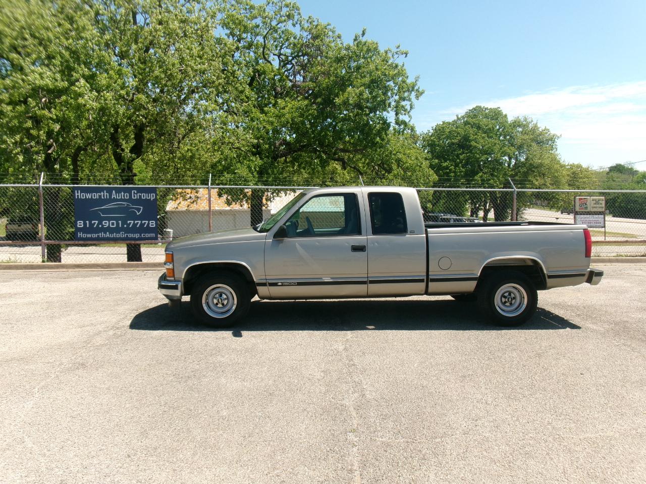 Chevrolet C/K 1500 Ext. Cab 6.5-ft. Bed 2WD 1998