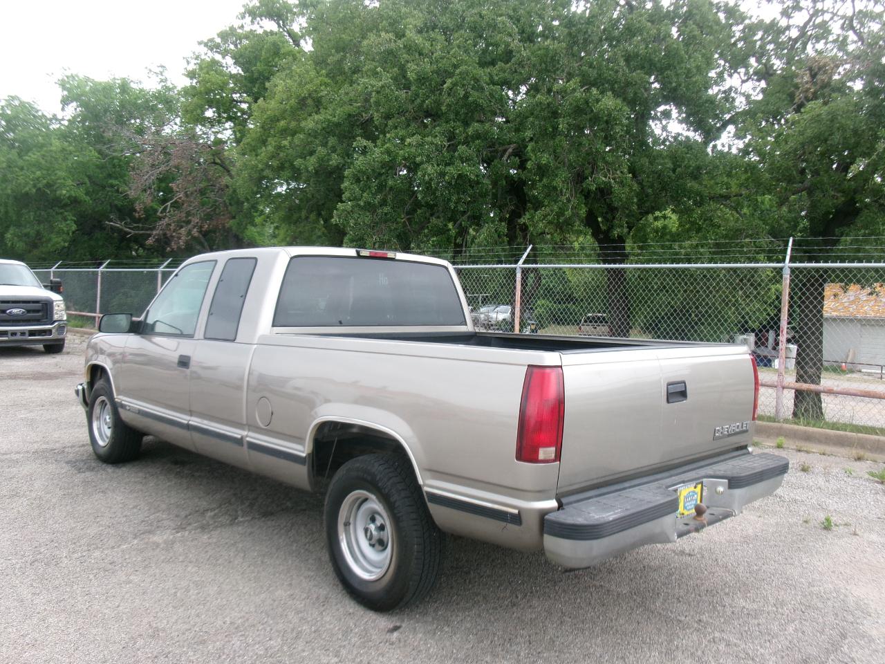 Chevrolet C/K 1500 Ext. Cab 6.5-ft. Bed 2WD 1998