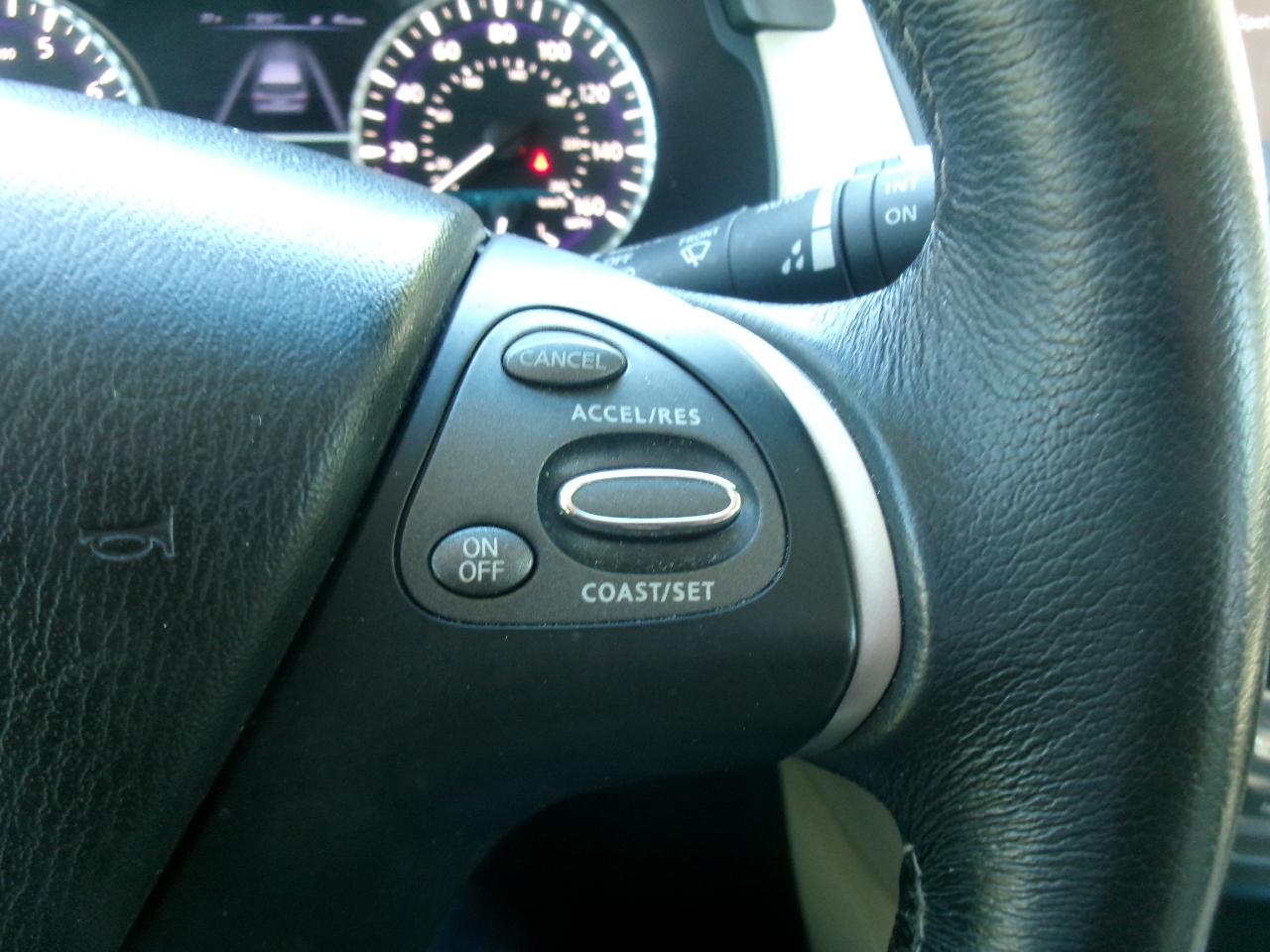 Infiniti QX60 Base FWD 2016