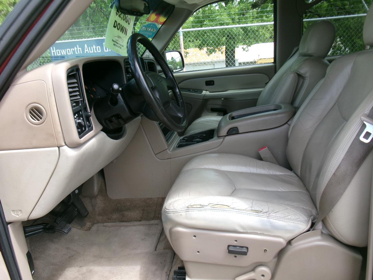 Chevrolet Tahoe 2WD 2003
