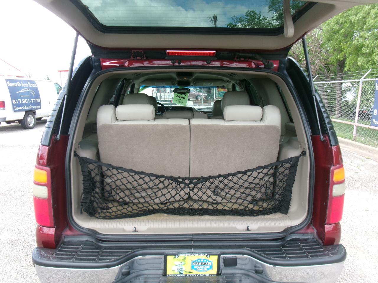 Chevrolet Tahoe 2WD 2003