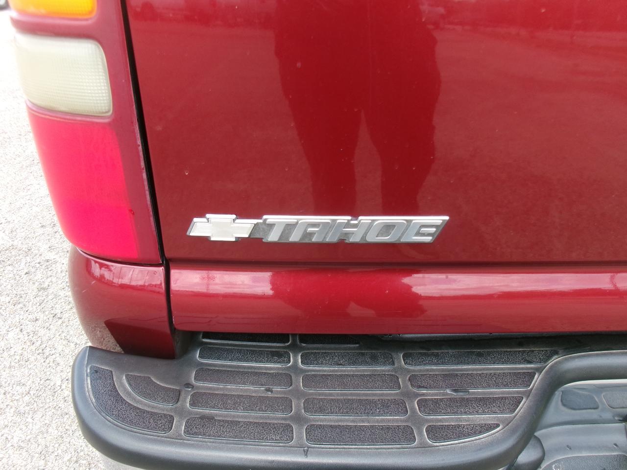 Chevrolet Tahoe 2WD 2003