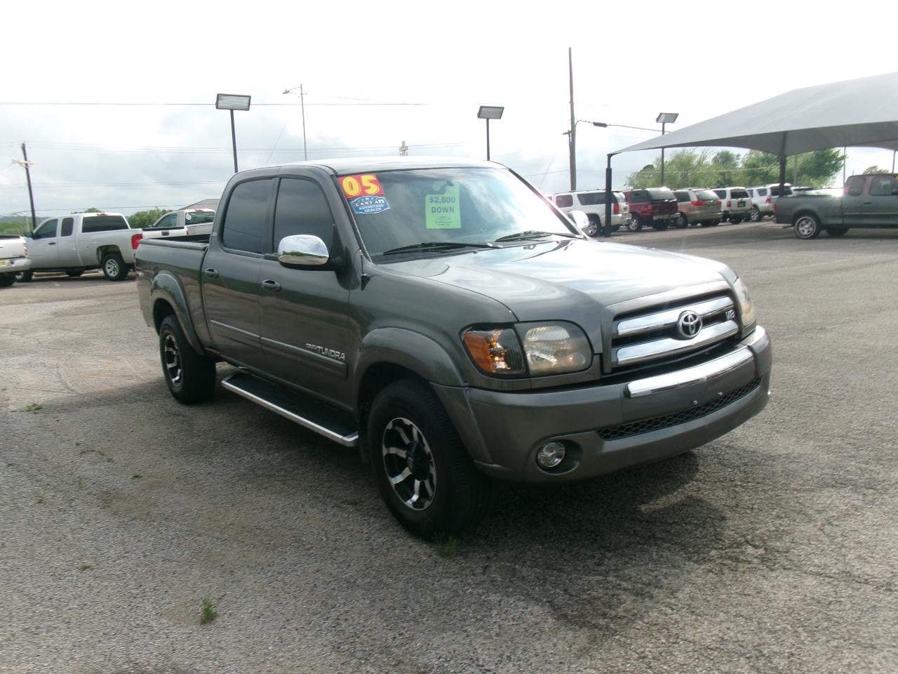 Toyota Tundra SR5 Double Cab 2WD 2005
