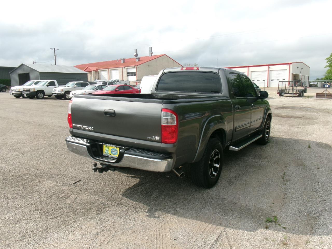 Toyota Tundra SR5 Double Cab 2WD 2005