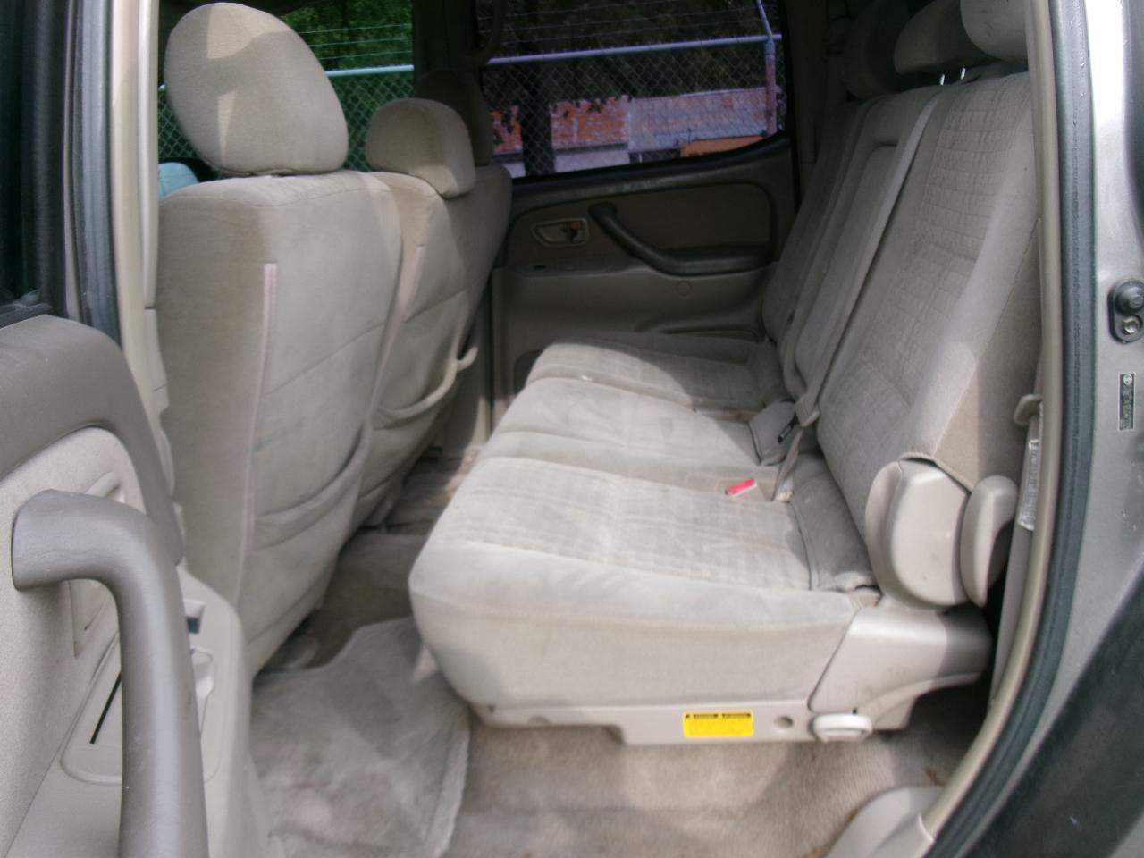 Toyota Tundra SR5 Double Cab 2WD 2005