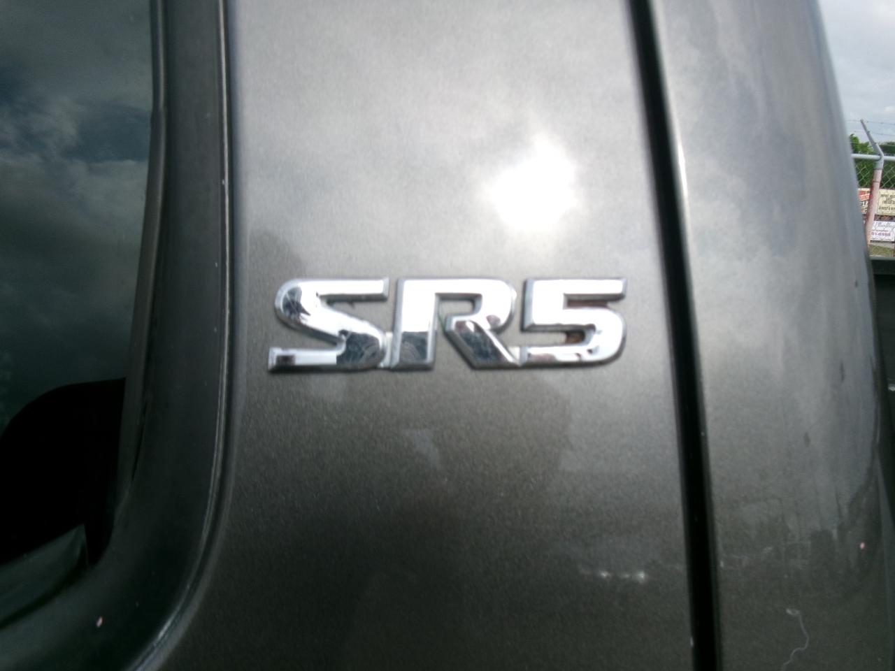 Toyota Tundra SR5 Double Cab 2WD 2005