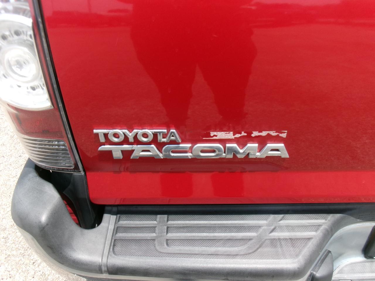 Toyota Tacoma  2013