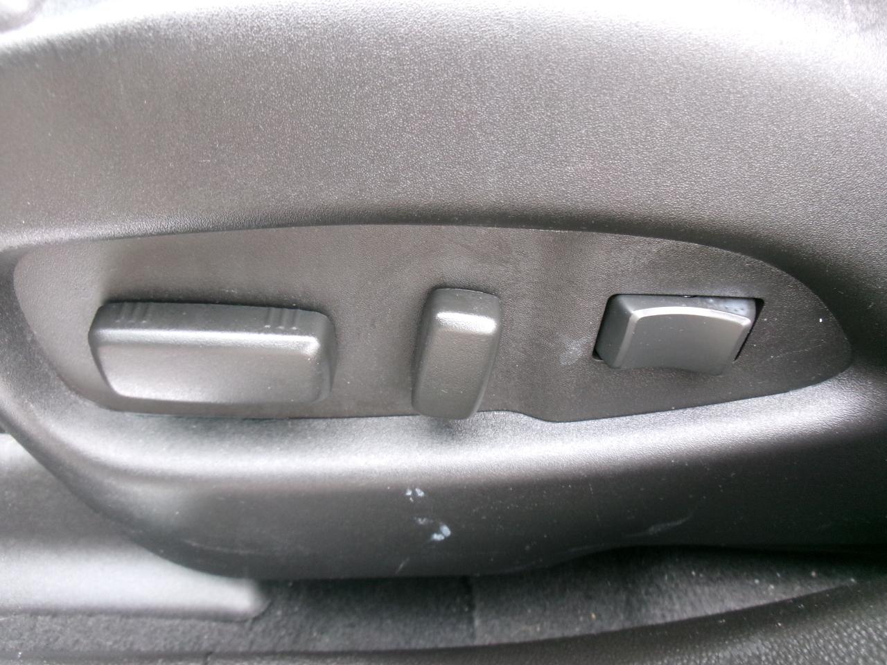 Cadillac SRX Premium Collection AWD 2011