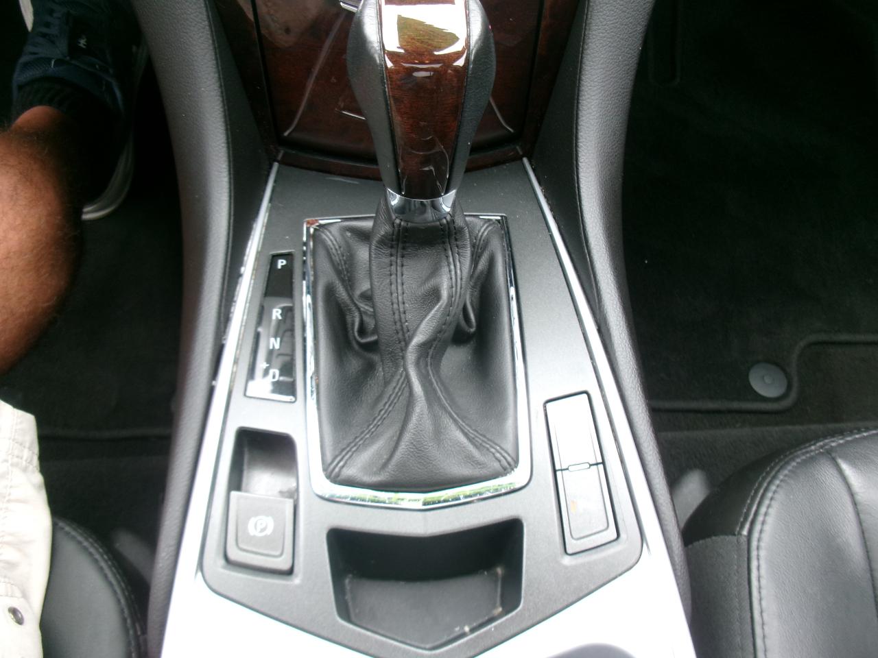 Cadillac SRX Premium Collection AWD 2011