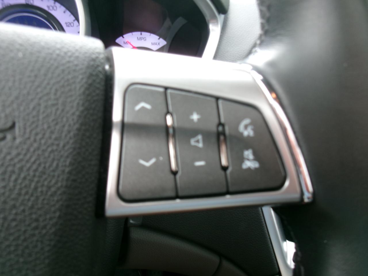 Cadillac SRX Premium Collection AWD 2011