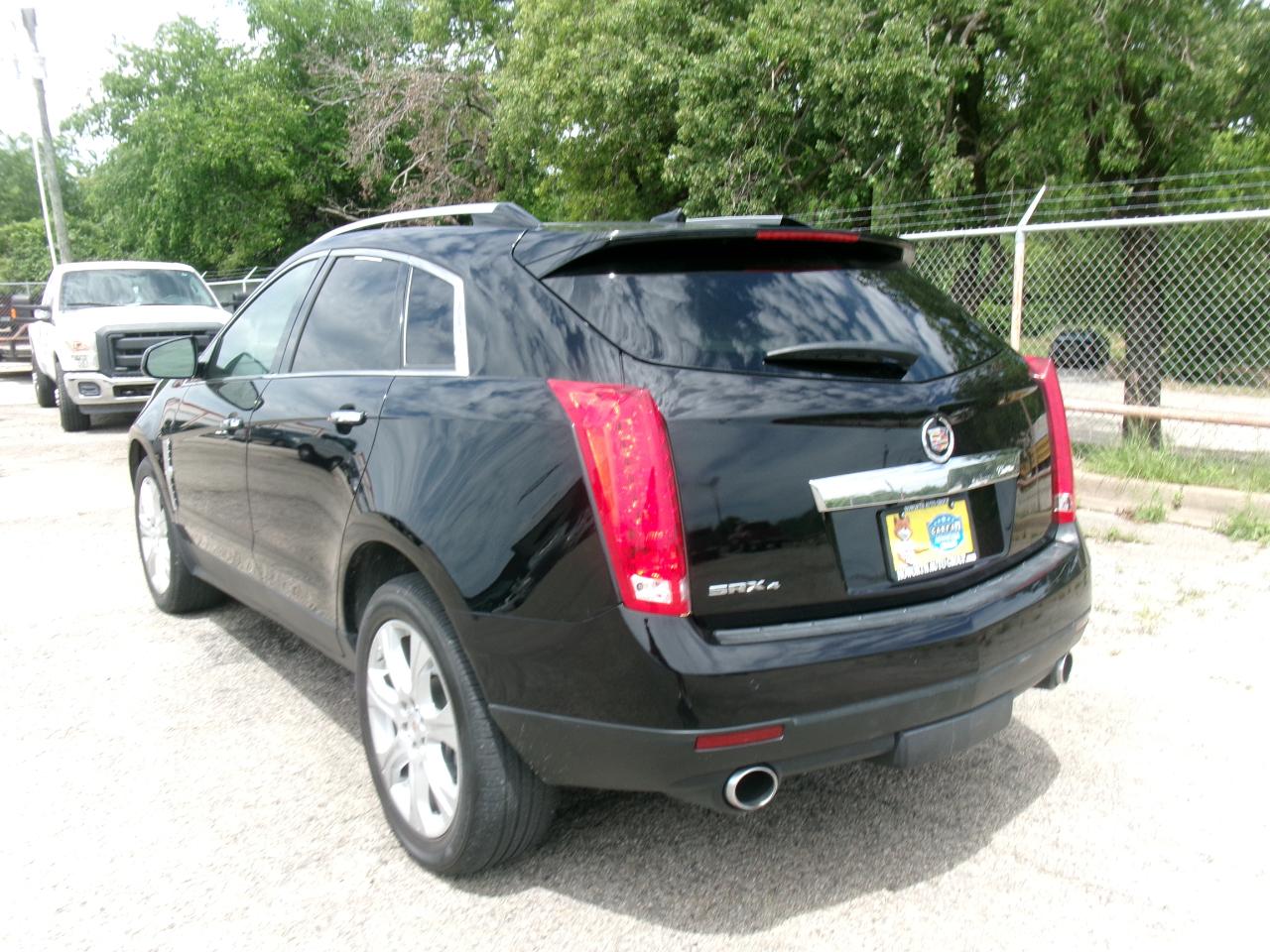 Cadillac SRX Premium Collection AWD 2011
